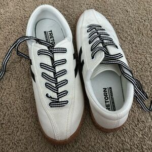 Tretorn sneakers